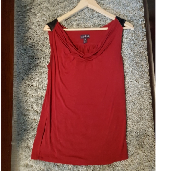 🍦2/$11🍦▪Red drapeneck top w/ leather details - Picture 3 of 3